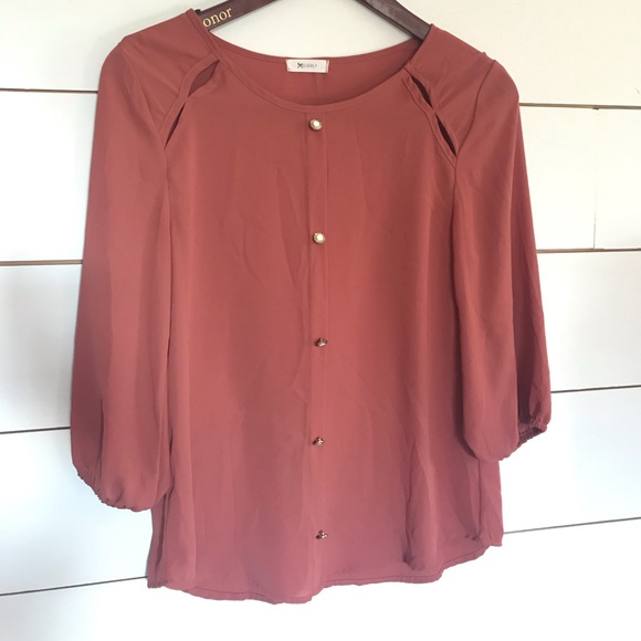 Everly Rusty Orange Blouse Size Small - Picture 1 of 6